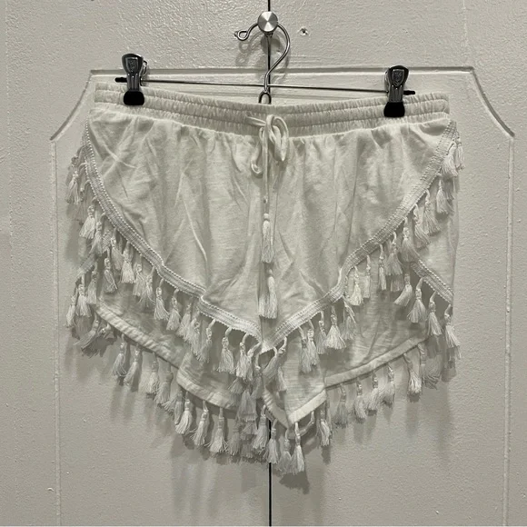Victoria Secret White Tassel Shorts - Picture 2 of 8